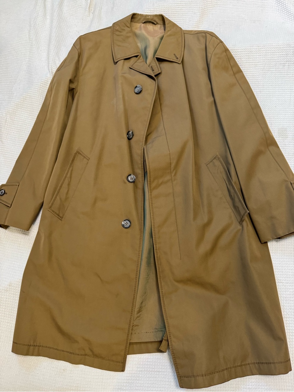 Vintage men’s Tan Trench Coat - Brand Unspecified